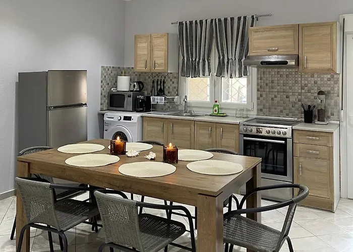 Nima House 尼亚·蒙达尼亚