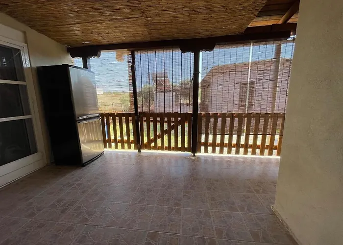 Nima House בית נופש *