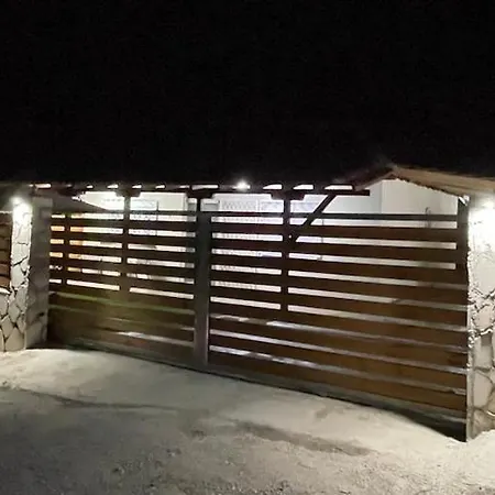 Дом отдыха Nima House Неа-Муданья