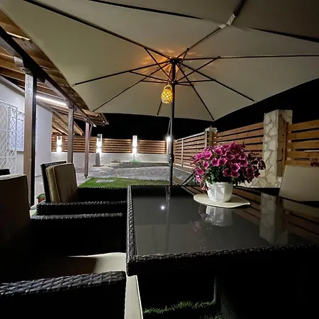 Nima House