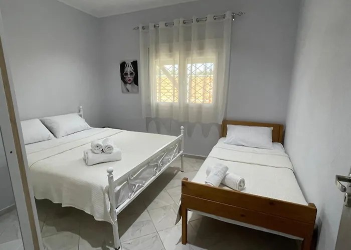 Nima House Holiday home